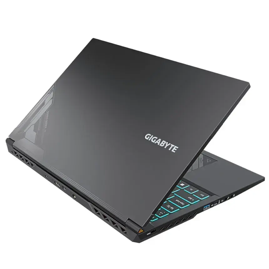 GIGABYTE G5 KF5 - i5-13500H - RTX 4060 - 16 Go DDR5 4800 - 1To SSD